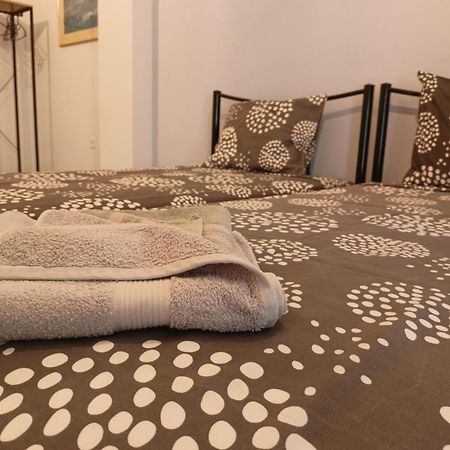 Central Stay Kavala Α Bagian luar foto