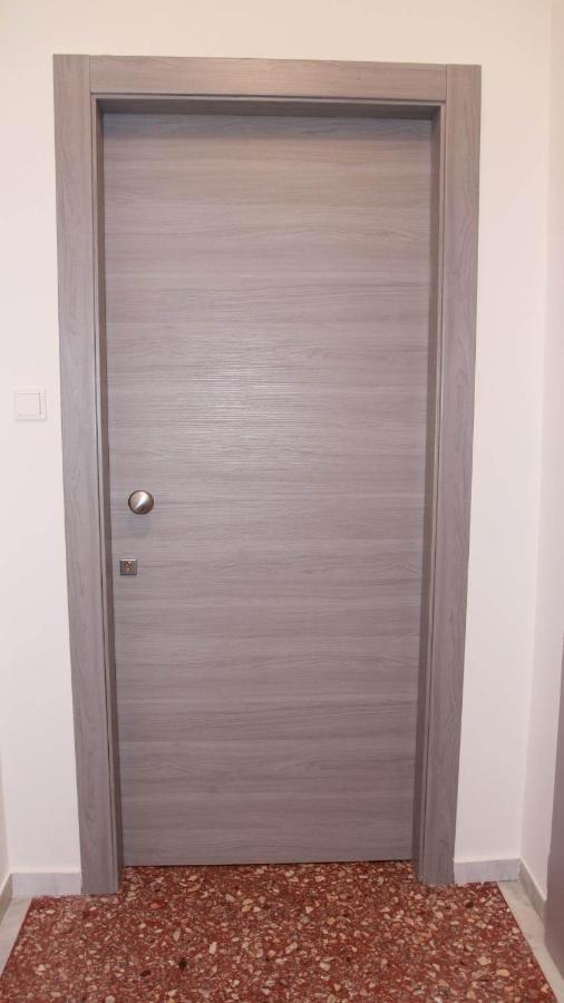 Central Stay Kavala Α Bagian luar foto