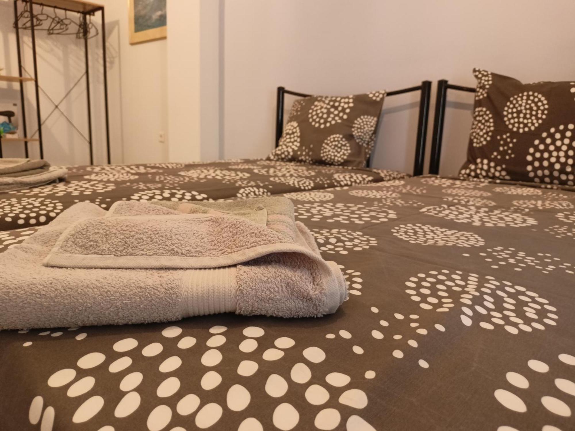 Central Stay Kavala Α Bagian luar foto